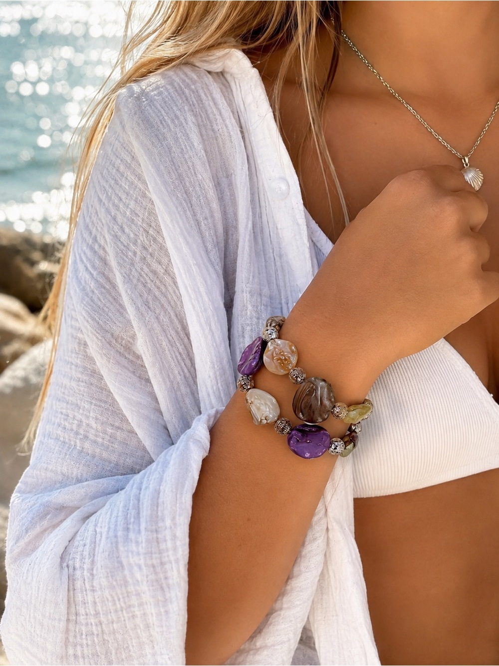 Handcrafted Dyed Mother of Pearl Shell Stretch Bracelets - 2 bracelets